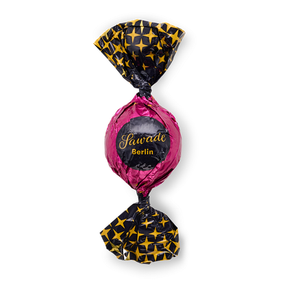 Gift tin of mixed chocolate balls, 15 pieces.